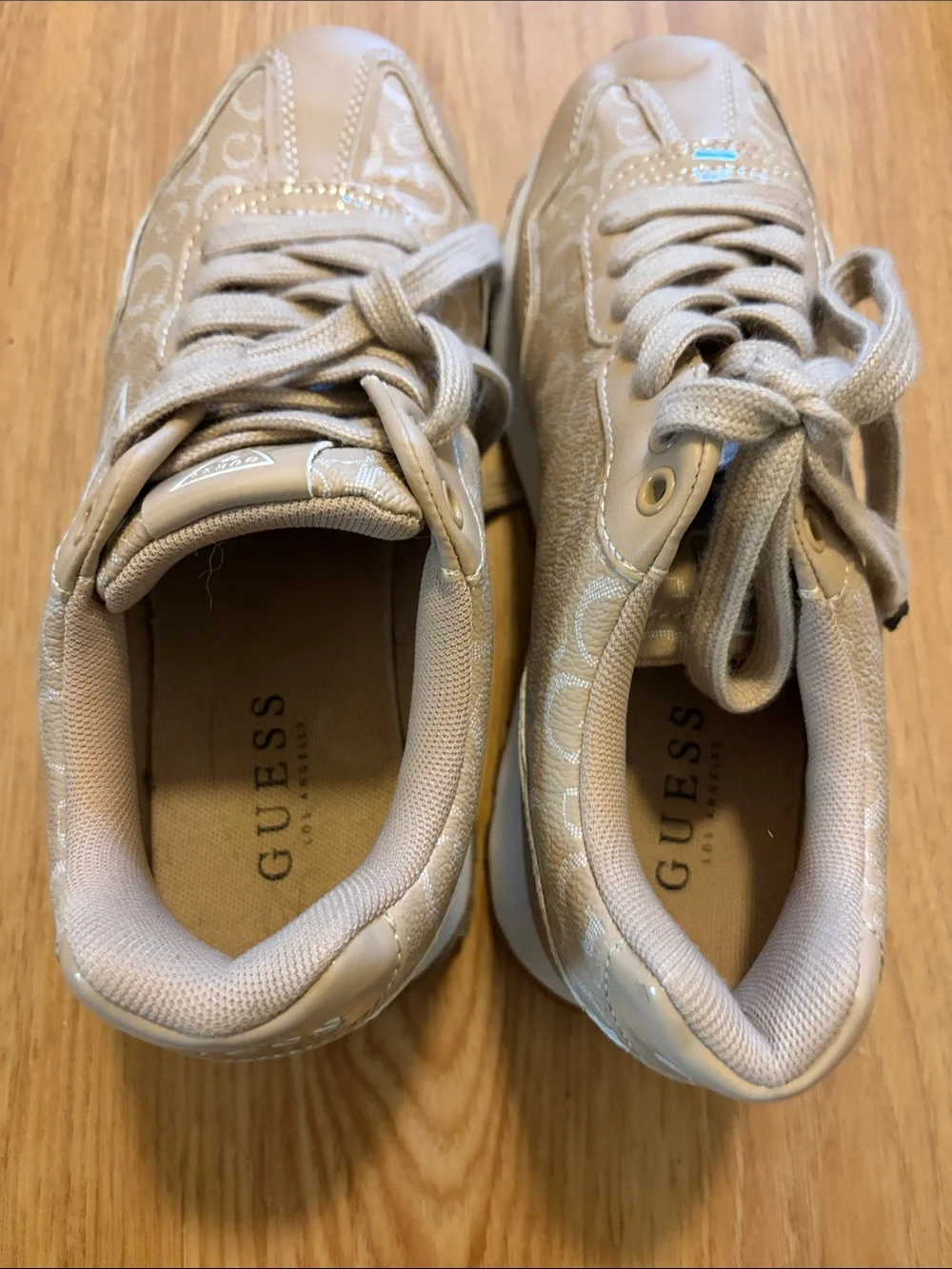 Guess womens Beige Logo-Print Sneakers